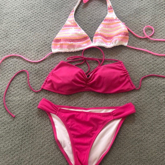 Victoria’s Secret bikini - Picture 1 of 5